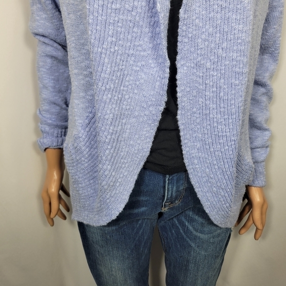 Kenneth Cole NY Womens Light Blue Sweater in a Size Medium - Picture 6 of 13
